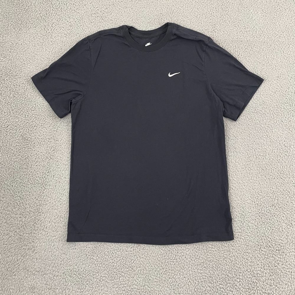 The Nike Tee Embroidered Logo Men L Black Sportswear Lounge Short Sleeve Tee
